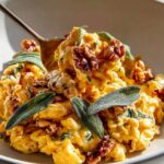 Kürbis Spätzle mit Walnuss und Salbei - Herbstgenuss pur!