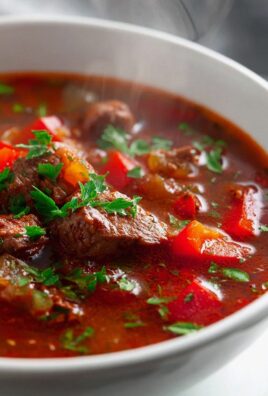 Low Carb Rindergulaschsuppe: Ohne Kartoffeln & voller Genuss