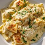 Maultaschen in Käse-Sahne-Soße: Cremiger Genuss für Gourmets